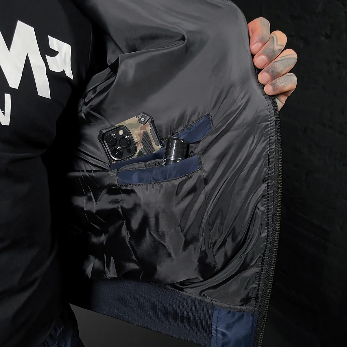 FLIGHT JACKET CAMDEN NAVY NYLON - Image 4