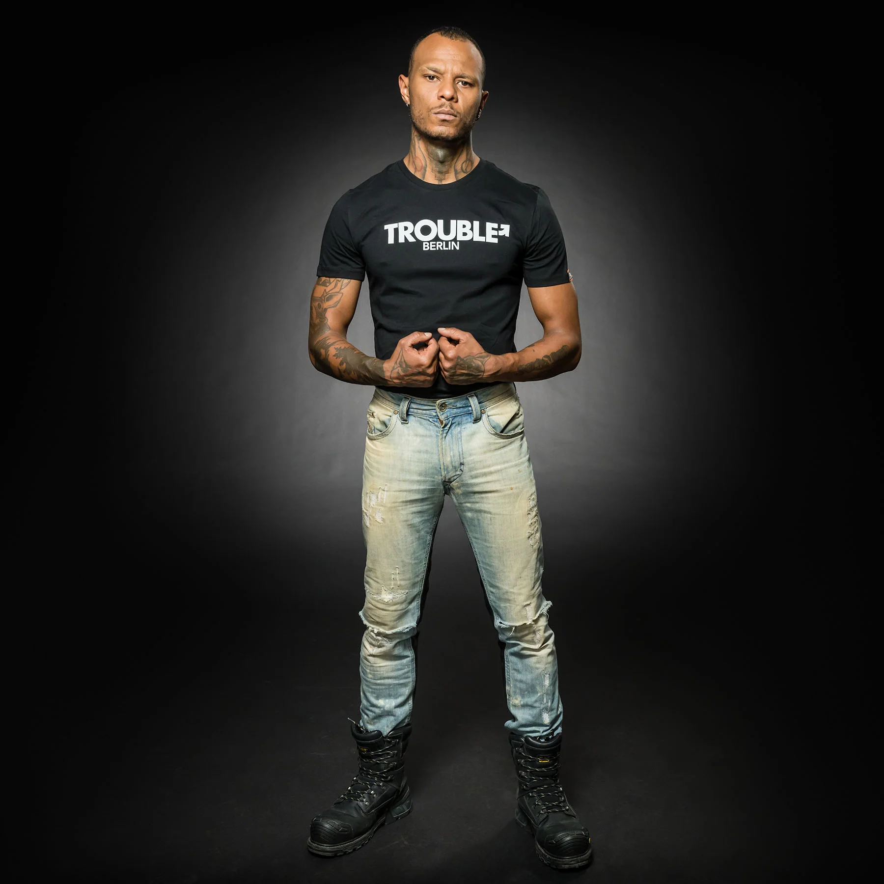 GEAR SHIRT TROUBLE - Image 3