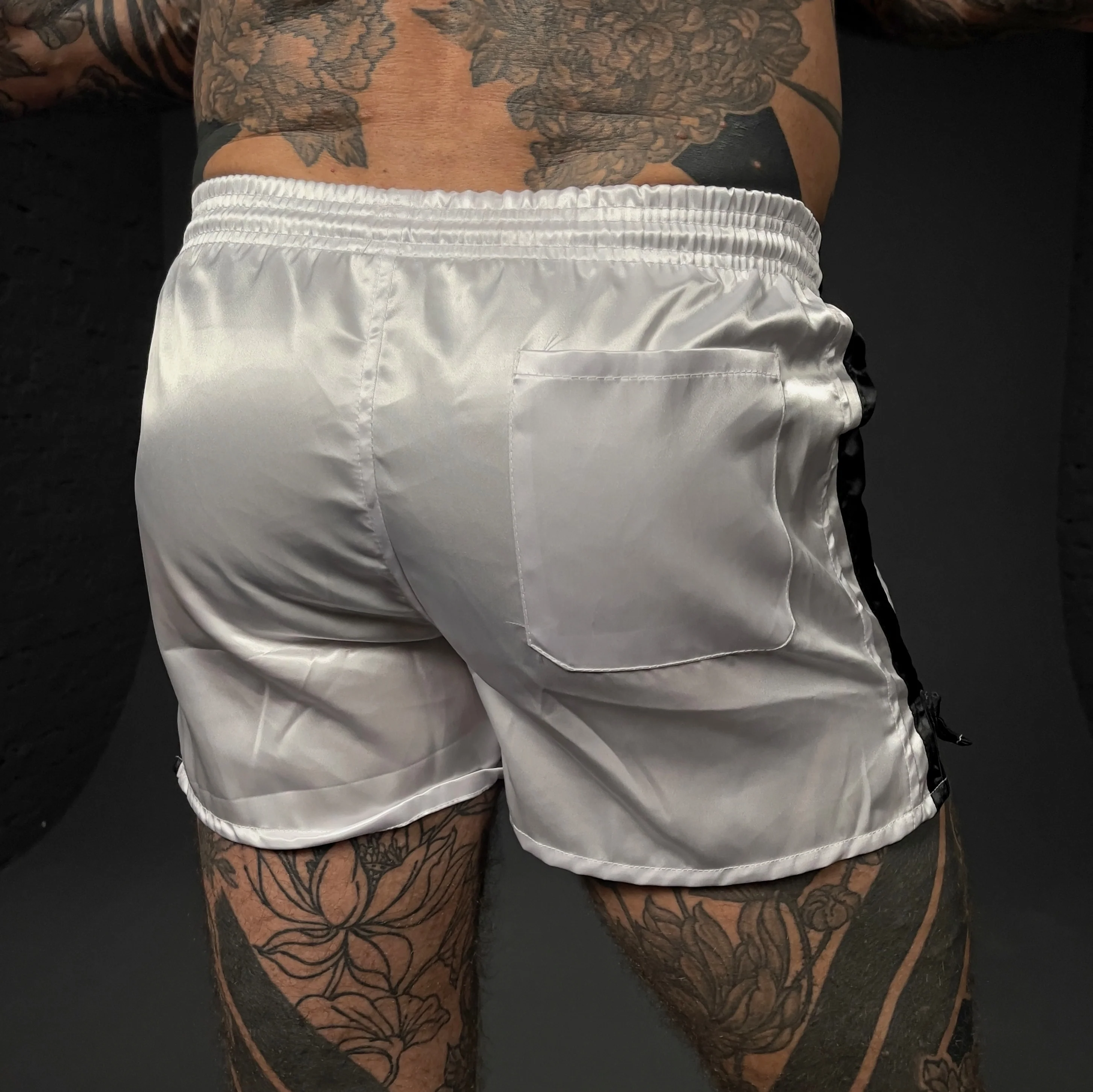 KINKSTER SHORT NYLON WHT/BLK - Image 4