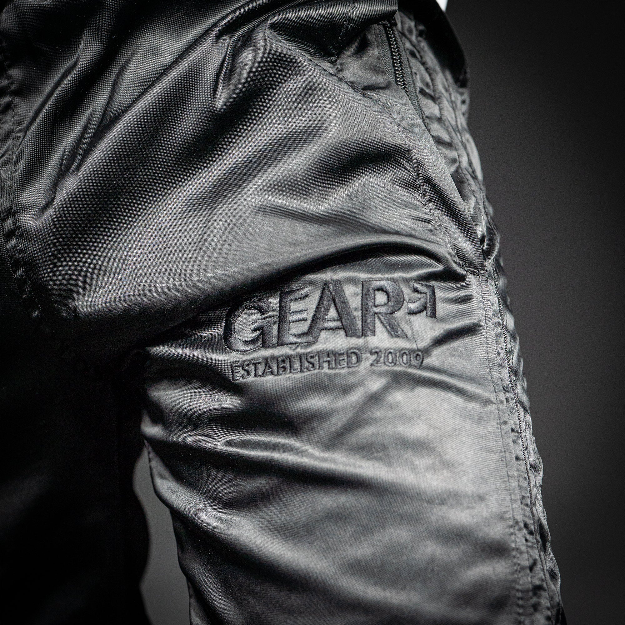 NYLON KINKSTER TRACK PANT BLK - Image 6