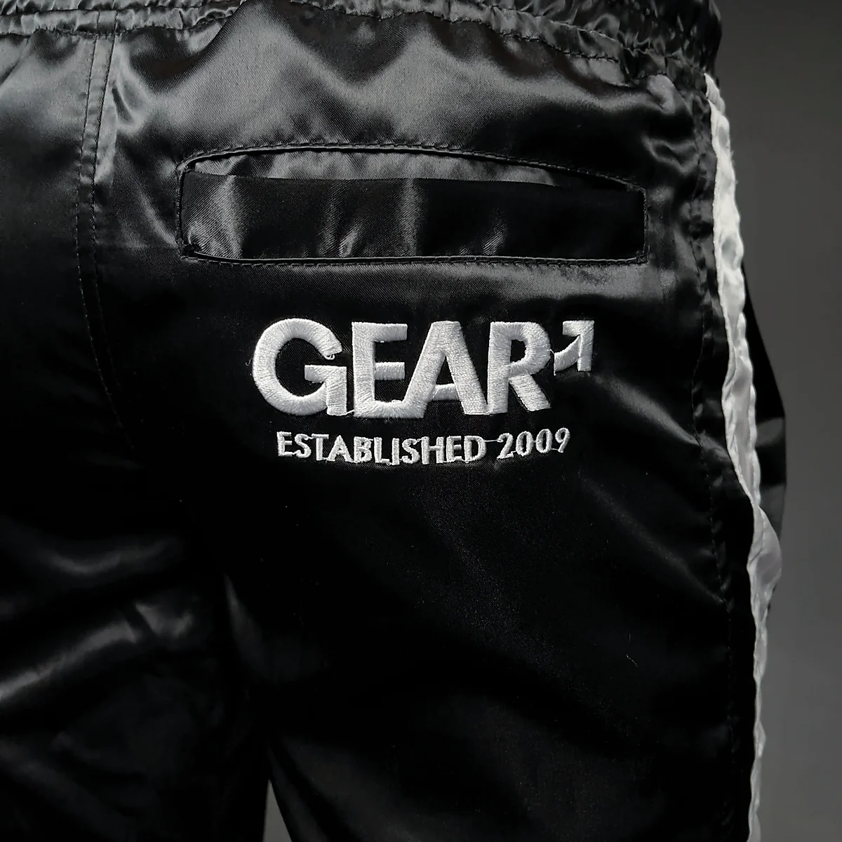 NYLON KINKSTER TRACK PANT BLK/WHT - Image 4