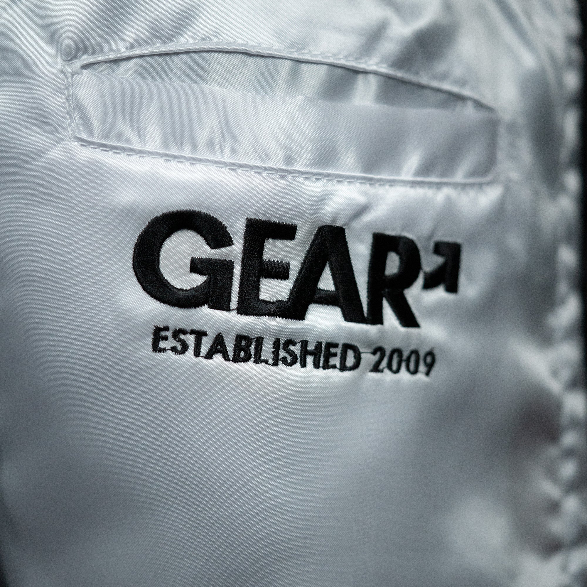 NYLON KINKSTER TRACK PANT WHT - Image 4